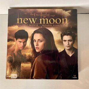 The Twilight Saga New Moon The Movie Board Game 2009 Bella Edward Jacob